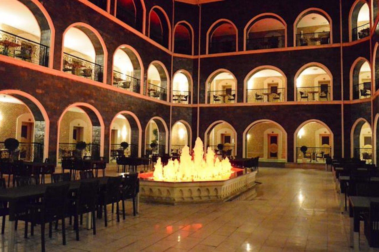 Qafqaz Karvansaray Hotel Gabala Exteriör bild