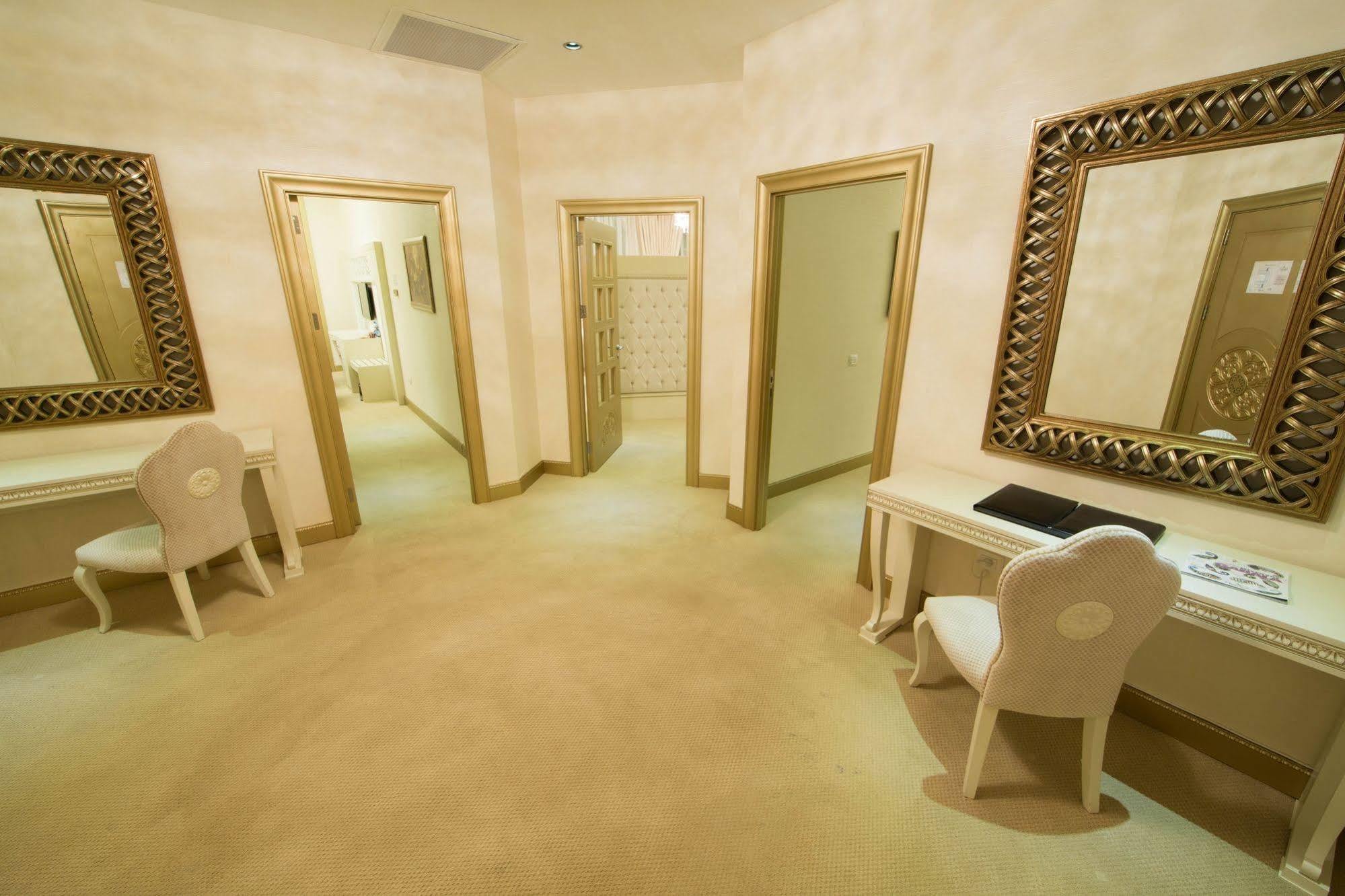 Qafqaz Karvansaray Hotel Gabala Exteriör bild