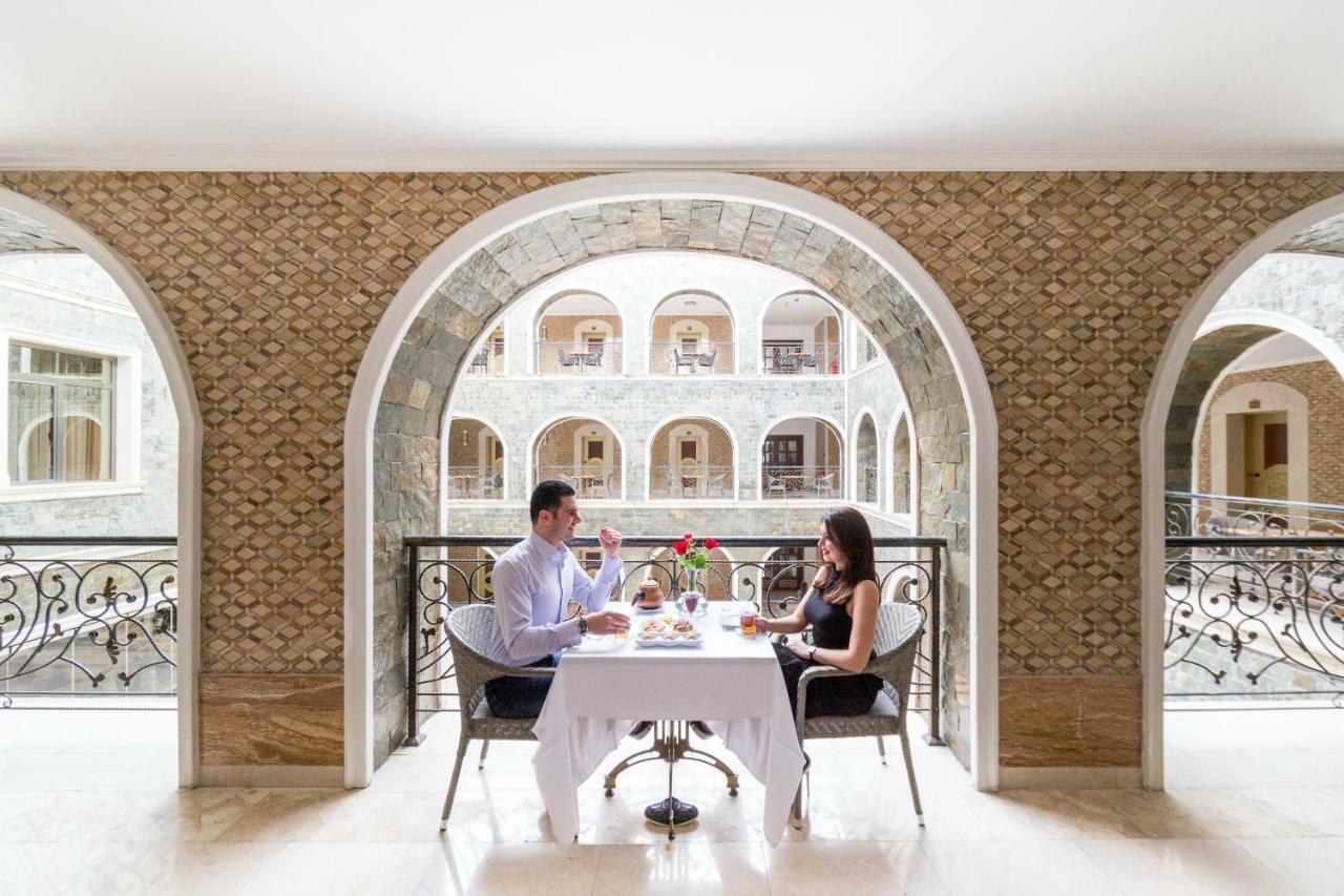 Qafqaz Karvansaray Hotel Gabala Exteriör bild