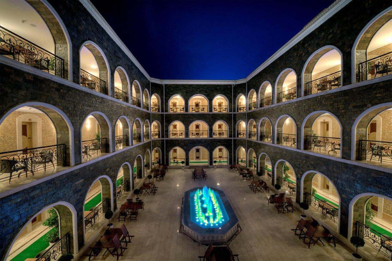 Qafqaz Karvansaray Hotel Gabala Exteriör bild